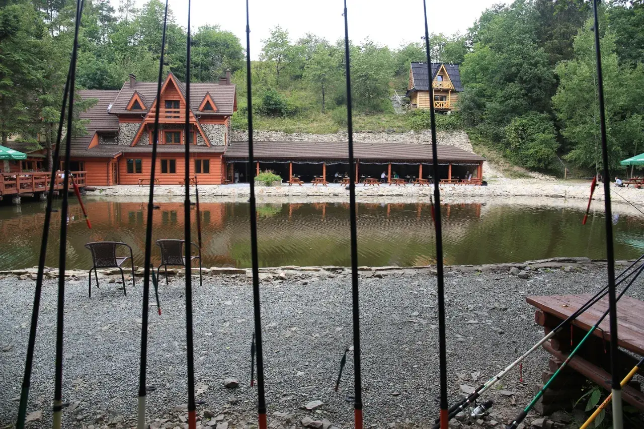 Gdzie można łowić ryby bez karty wędkarskiej w Śląsku - najlepsze miejsca